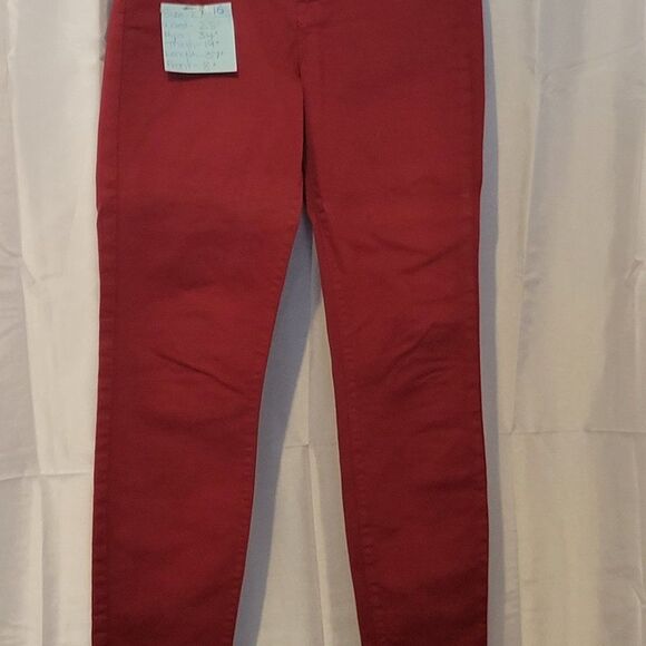* * J BRAND BURGUNDY/WINE COLOUR SLIGHT STRETCH JEANS Final Discount - Picture 1 of 9